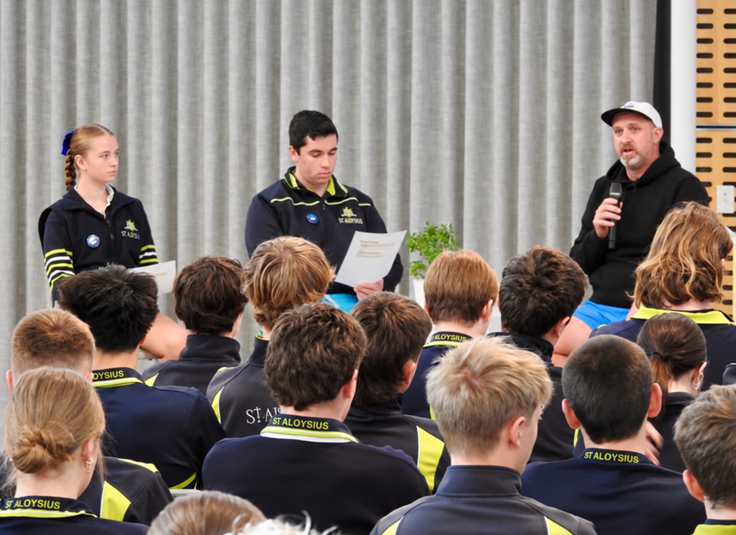 School students in a mental health wellbeing workshop